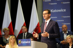 Zdjęcia z wizyty premiera Mateusza Morawieckiego w województwie śląskim - na Jasnej Górze, w CSRG w Bytomiu oraz w Katowicach /fot. A. Kucharzewska, A. Karendał/
