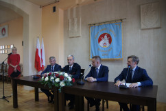 Galeria zdjęć z wizyty ministra Jerzego Kwiecińskiego w Koziegłowach / foto: I. Matuszewska/