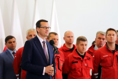 Zdjęcia z wizyty premiera Mateusza Morawieckiego w województwie śląskim - na Jasnej Górze, w CSRG w Bytomiu oraz w Katowicach /fot. A. Kucharzewska, A. Karendał/