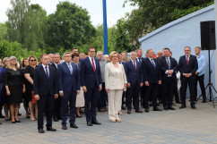 Odsłonięcie muralu kapitana Kurpińskiego w Myszkowie - uczestnicy wydarzenia /fot. A. Księżnik/
