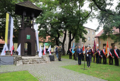 Zdjęcia z uroczystości w związku z 39. rocznicą strajku w tarnogórskim FAZOSie /fot. A. Karendał/
