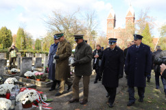 Fotogaleria z odwiedzin cmentarzy i mogił w przededniu Wszystkich Świętych/fot. I. Matuszewska