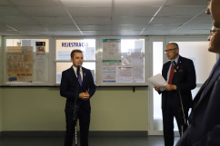 Galeria zdjęć z uroczystego przekazania nowego mammografu dla szpitala w Jaworznie /fot. A. Księżnik/