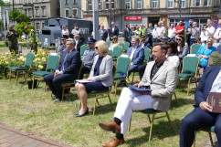 Odsłonięcie tablicy pamiątkowej oraz prezentacja historycznego muralu upamiętniającego Powstania Śląskie /fot. B. Szwedowski, ŚUW/