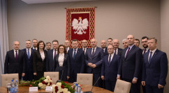 Galeria zdjęć ze spotkania wojewodów z byłym i obecnym szefem MSWiA w Warszawie /fot. MSWiA/