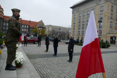 Galeria składająca się ze zdjęć z obchodów w Katowicach Święta Niepodległości/fot. A. Kucharzewska