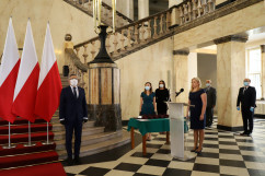 Wręczenie odznaczeń państwowym pracownikom służby zdrowia /fot. A. Księżnik/