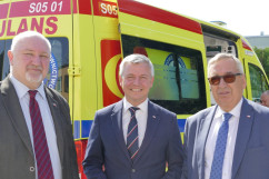 Przekazanie środków na ambulans