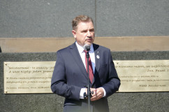 Przemawia przewodniczący NSZZ Solidarność Piotr Duda/fot. A. Kucharzewska