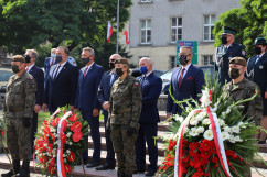 Obchody setnej rocznicy wybuchu II Powstania Śląskiego i Bitwy Warszawskiej /fot. ŚUW/