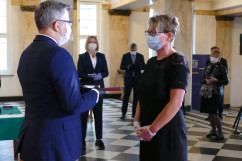 Wręczenie odznaczeń państwowym pracownikom służby zdrowia /fot. A. Księżnik/