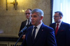 Galeria ze zdjęciami  z uroczystości z okazji  Śląskiego Dnia Budowlanych, podczas której wręczono  odznaczenia i medale /fot. K. Kamasiński/