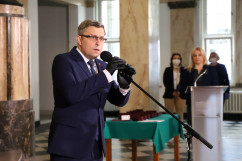 Wręczenie odznaczeń państwowym pracownikom służby zdrowia /fot. A. Księżnik/