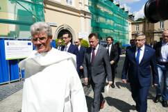 Zdjęcia z wizyty premiera Mateusza Morawieckiego w województwie śląskim - na Jasnej Górze, w CSRG w Bytomiu oraz w Katowicach /fot. A. Kucharzewska, A. Karendał/