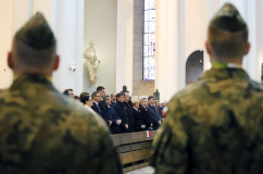 Zdjęcia z wojewódzkich obchodów Święta Narodowego Trzeciego Maja, 98. rocznicy wybuchu III powstania śląskiego oraz 90. urodzin gmachu ŚUW /fot. A. Karendał, A. Księżnik/