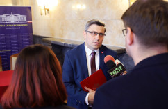 Galeria zdjęć z uroczystości podpisania porozumienia o współpracy /fot. A. Karendał/