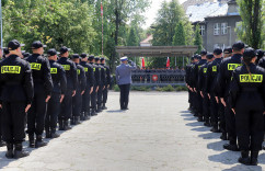 Galeria zdjęć z uroczystości ślubowania nowo przyjętych policjantów w Katowicach /fot. A. Karendał/