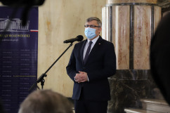 Briefing wicepramiera Jacka Sasina i wojewody Jarosława Wieczorka /fot. A. Księżnik/