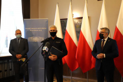 Konferencja prasowa dot. sytuacji epidemicznej - wypowiedź Zastępcy Komendanta Wojewódzkiego Policji /fot. A. Księżnik/