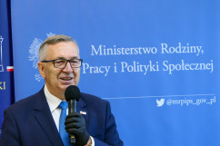 Wiceminister rodziny Stanisław Szwed z wizytą w Śląskiem /fot. B. Półrolnik/