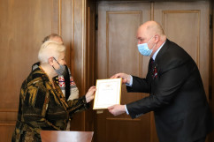 Uroczystość nadania tytułu Aktywnego Seniora 2020 fot. A. Księżnik