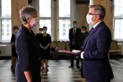 Wręczenie odznaczeń państwowym pracownikom służby zdrowia /fot. A. Księżnik/