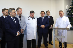 Otwarcie zmodernizowanych oddziałów Uniwersyteckiego Centrum Klinicznego im. prof. K. Gibińskiego Śląskiego Uniwersytetu Medycznego w Katowicach /fot. A. Księżnik/