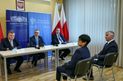 Wiceminister rodziny Stanisław Szwed z wizytą w Śląskiem /fot. B. Półrolnik/