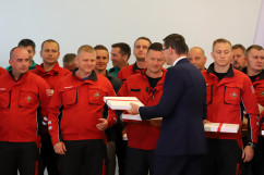 Zdjęcia z wizyty premiera Mateusza Morawieckiego w województwie śląskim - na Jasnej Górze, w CSRG w Bytomiu oraz w Katowicach /fot. A. Kucharzewska, A. Karendał/