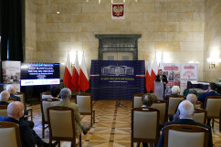 Ogłoszenie wyników konkursu na najaktywniejszego seniora i najaktywniejszą seniorkę w województwie - wykład Prezesa Stowarzyszenia Manko /fot. A. Księżnik/