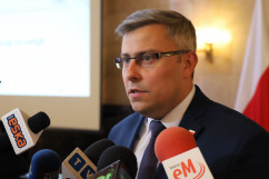 Galeria zdjęć z briefingu poświęconego realizacji programu „Dobry Start” w województwie śląskim /fot. I. Matuszewska/