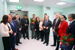 Otwarcie nowego bloku operacyjne w szpitalu w Wodzisławiu Śląskim z udziałem wicewojewody Mariusza Trepki.