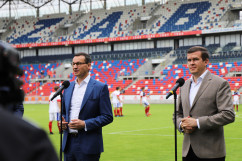 Wizyta premiera Mateusza Morawieckiego na Stadionie im. Ernesta Pohla w Zabrzu /fot. A. Księżnik/