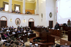 Galeria ze zdjęciami ze spotkania informacyjnego na temat placówek wsparcia dziennego