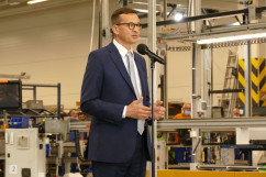 Wizyta premiera Mateusza Morawieckiego w firmie Eko-Okna /fot. A. Księżnik/