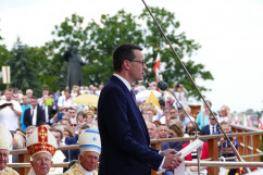 Zdjęcia z wizyty premiera Mateusza Morawieckiego w województwie śląskim - na Jasnej Górze, w CSRG w Bytomiu oraz w Katowicach /fot. A. Kucharzewska, A. Karendał/