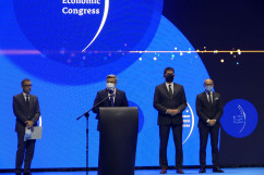 Inauguracja Europejskiego Kongresu Gospodarczego - przemówienie Wojewody Śląskiego /fot. A. Księżnik/