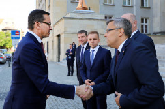 Galeria zdjęć z konferencji pn. „Program dla Śląska – dotychczasowe osiągnięcia” z udziałem premiera Mateusza Morawieckiego /fot. Anna Karendał/