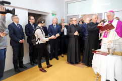 Galeria zdjęć z otwarcia nowoczesnego OIOMu w szpitalu MSWiA w Katowicach /fot. A. Karendał/