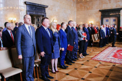Zdjęcia z uroczystości wręczenia Krzyży Zasługi członkom i działaczom PCK /fot. Bartosz Półrolnik/