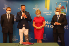 Uroczystość podpisania umów w ramach RPRD w Siemianowicach Śląskich /fot. A. Księżnik/