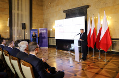 Galeria zdjęć z prezentacji Programu dla Śląska  oraz podpisania umowy w ramach programu Mieszkanie Plus w Śląskim Urzędzie Wojewódzkim /fot. A. Karendał/