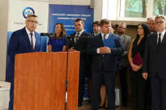 Zdjęcia z uroczystych obchodów 20-lecia powstania Szkoły Policji w Katowicach z udziałem I wicewojewody śląskiego /fot. Anna Herz/