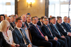 Galeria zdjęć z konferencji pn. „Program dla Śląska – dotychczasowe osiągnięcia” z udziałem premiera Mateusza Morawieckiego /fot. Anna Karendał/