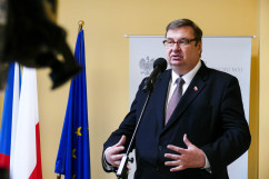 Spotkanie dotyczące współpracy polsko-czeskiej w dziedzinie afrykańskiego pomoru świń/fot. B. Półrolnik