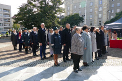 Uroczystość nadania sztandaru Izbie Administracji Skarbowej w Katowicach /fot. A. Księżnik/