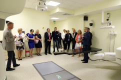 Otwarcie Centrum Radiochirurgii Nowotworów w Zakładzie Radioterapii gliwickiego Centrum Onkologii.