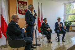 Galeria zdjęć z konferencji prasowej i spotkania z seniorami z udziałem wicepremier Beaty Szydło w Bielsku-Białej /fot. D. Kotlarz/