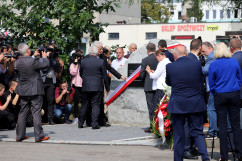 Galeria zdjęć z obchodów w Jastrzębiu-Zdroju z udziałem premiera Mateusza Morawieckiego oraz wojewody Jarosława Wieczorka /fot. A. Karendał/