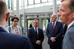 Galeria zdjęć z podpisania umowy ws. współprowadzenia orkiestry AUKSO przez Ministra Kultury i Dziedzictwa Narodowego w obecności wicewojewody Jana Chrząszcza /fot. A. Karendał/